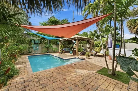 1436 NE 38th Street Oakland Park FL 33334