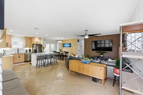 1436 NE 38th Street Oakland Park FL 33334