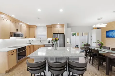 1436 NE 38th Street Oakland Park FL 33334