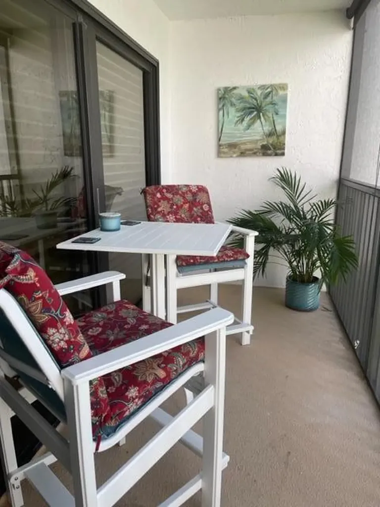 1605 Us-1 Jupiter FL 33477