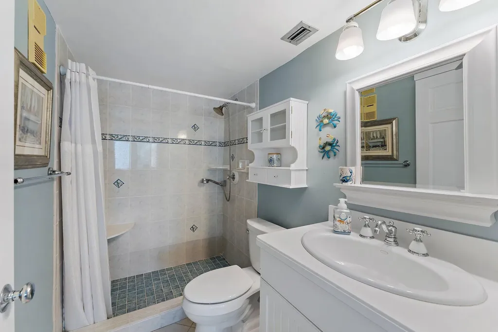1605 Us-1 Jupiter FL 33477