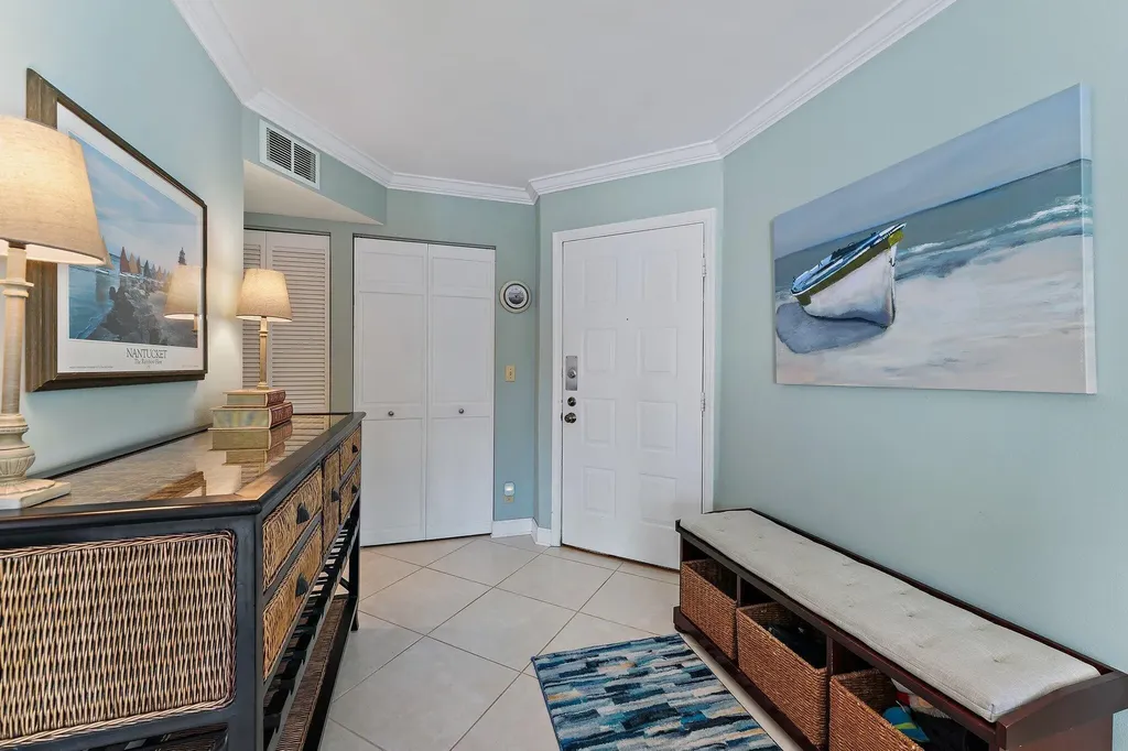 1605 Us-1 Jupiter FL 33477