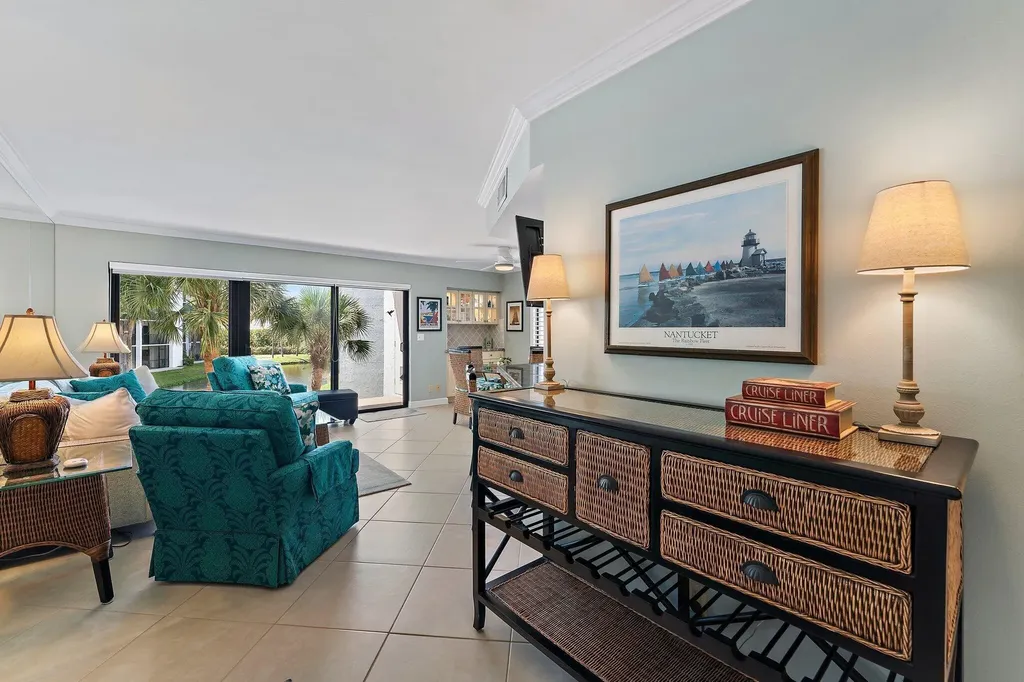 1605 Us-1 Jupiter FL 33477