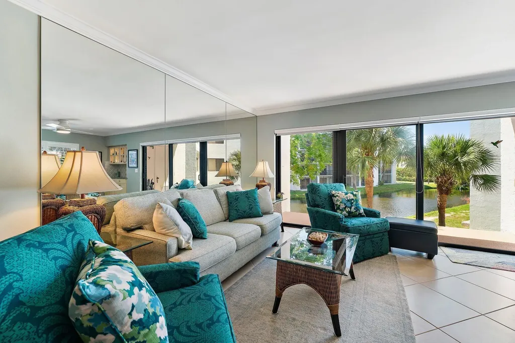 1605 Us-1 Jupiter FL 33477