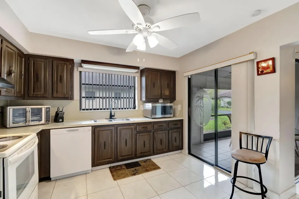 4660 Greentree Place Boynton Beach FL 33436