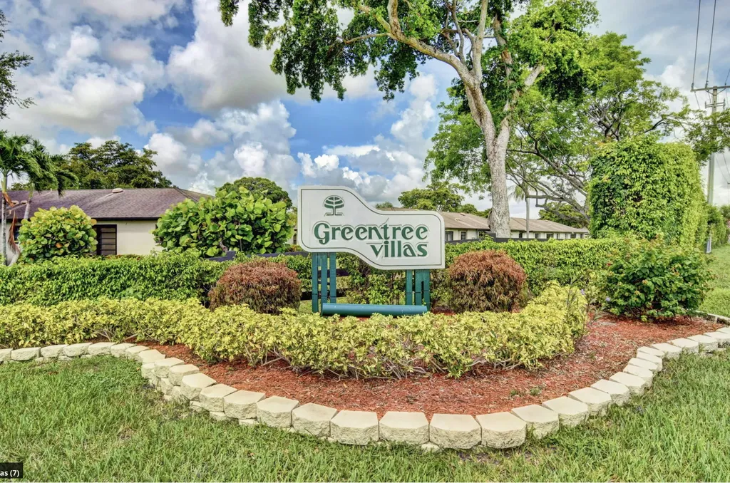 4660 Greentree Place Boynton Beach FL 33436
