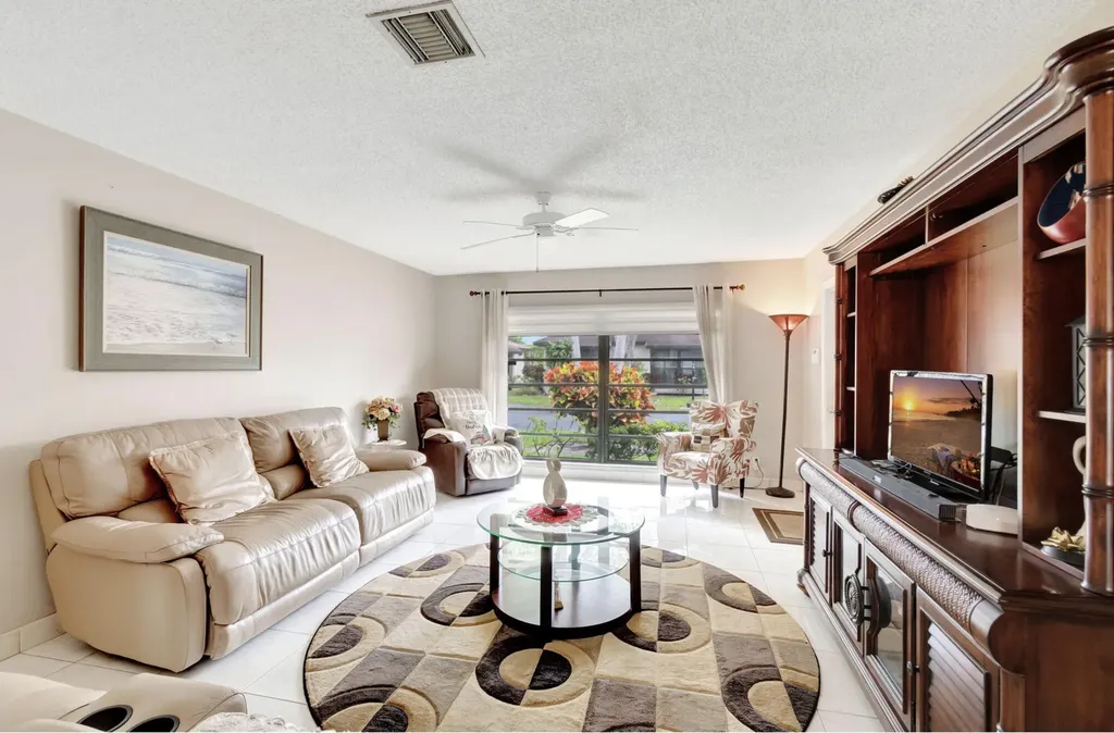 4660 Greentree Place Boynton Beach FL 33436