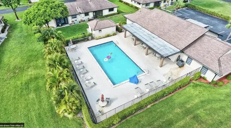 4660 Greentree Place Boynton Beach FL 33436