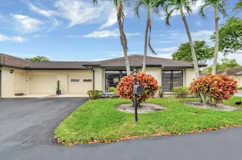 4660 Greentree Place Boynton Beach FL 33436