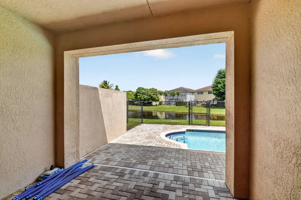 9157 Citrus Isle Lane Lake Worth FL 33467