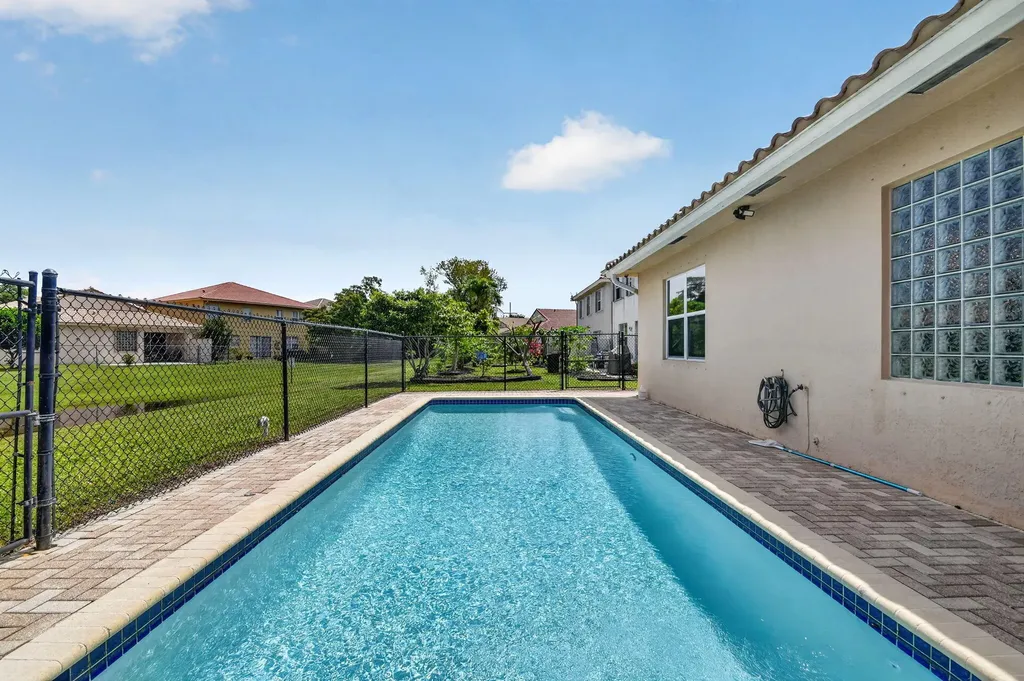 9157 Citrus Isle Lane Lake Worth FL 33467