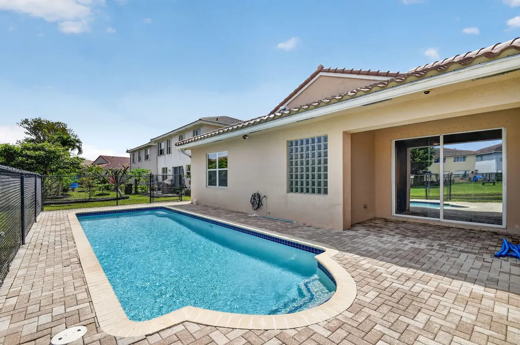9157 Citrus Isle Lane Lake Worth FL 33467