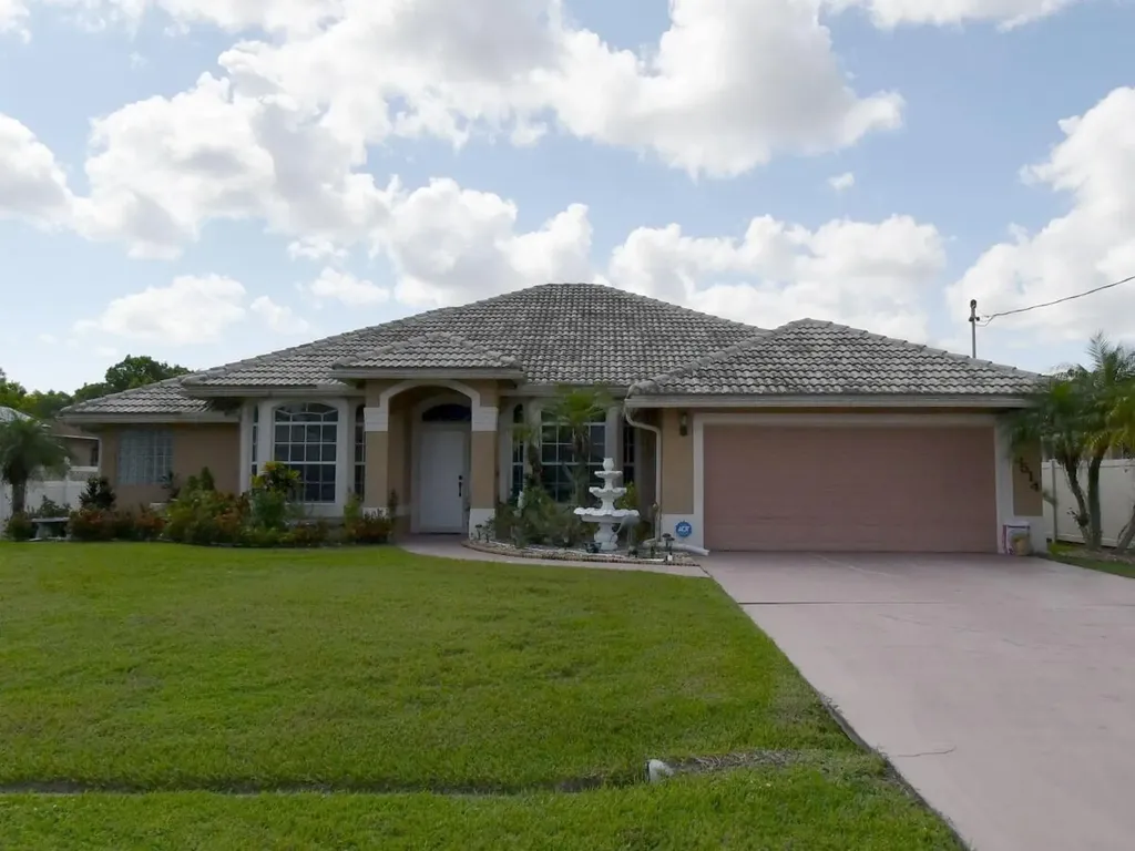 5514 NW Whitecap Road Port St Lucie FL 34986