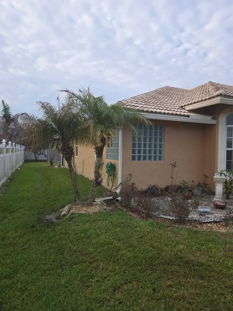 5514 NW Whitecap Road Port St Lucie FL 34986