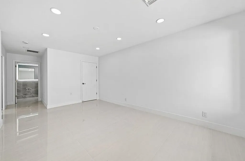 4887 Bocaire Boulevard Boca Raton FL 33487