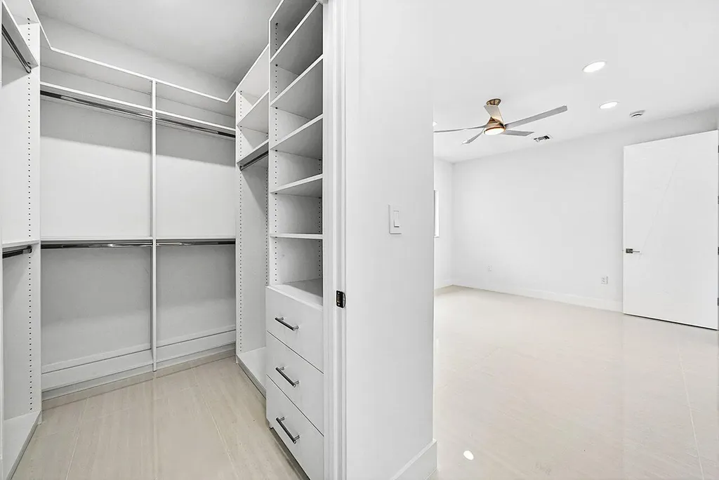 4887 Bocaire Boulevard Boca Raton FL 33487