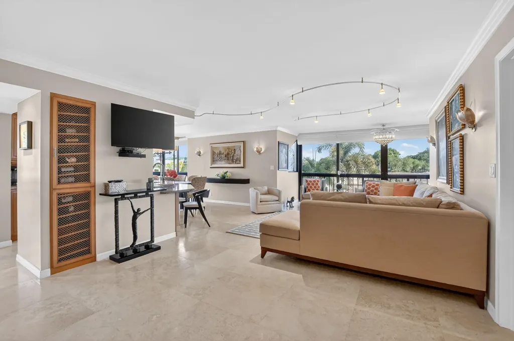 1921 Bridgewood Drive Boca Raton FL 33434