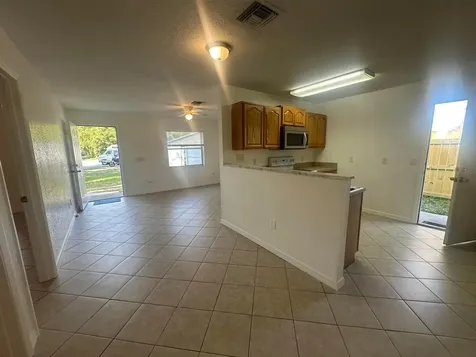 5106 Sanibel Avenue Fort Pierce FL 34951