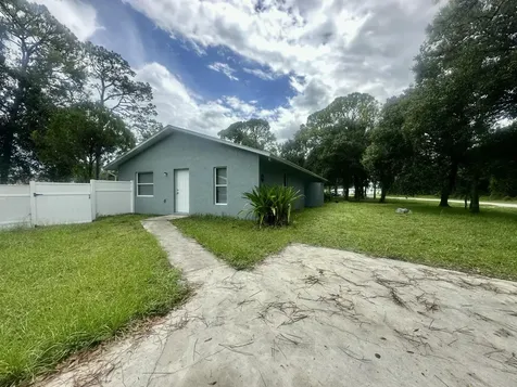 5106 Sanibel Avenue Fort Pierce FL 34951