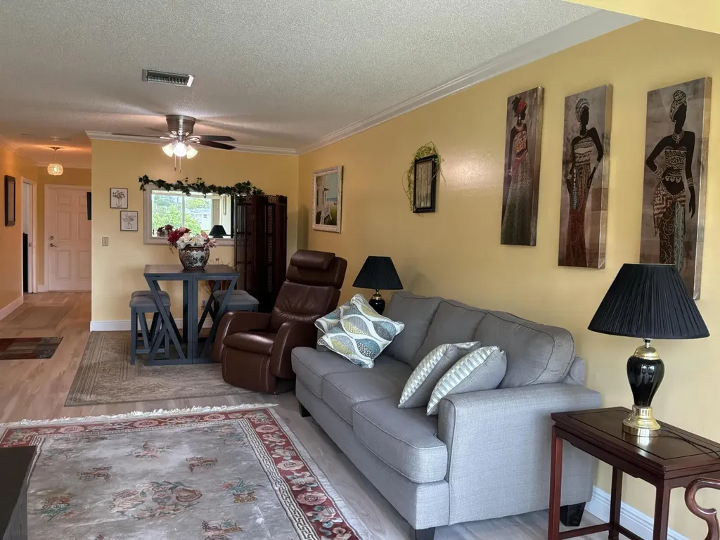 1121 Cactus Terrace Delray Beach FL 33445