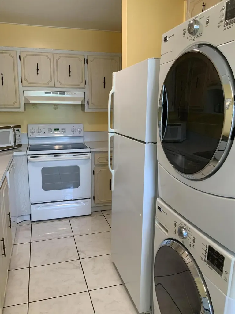 1121 Cactus Terrace Delray Beach FL 33445