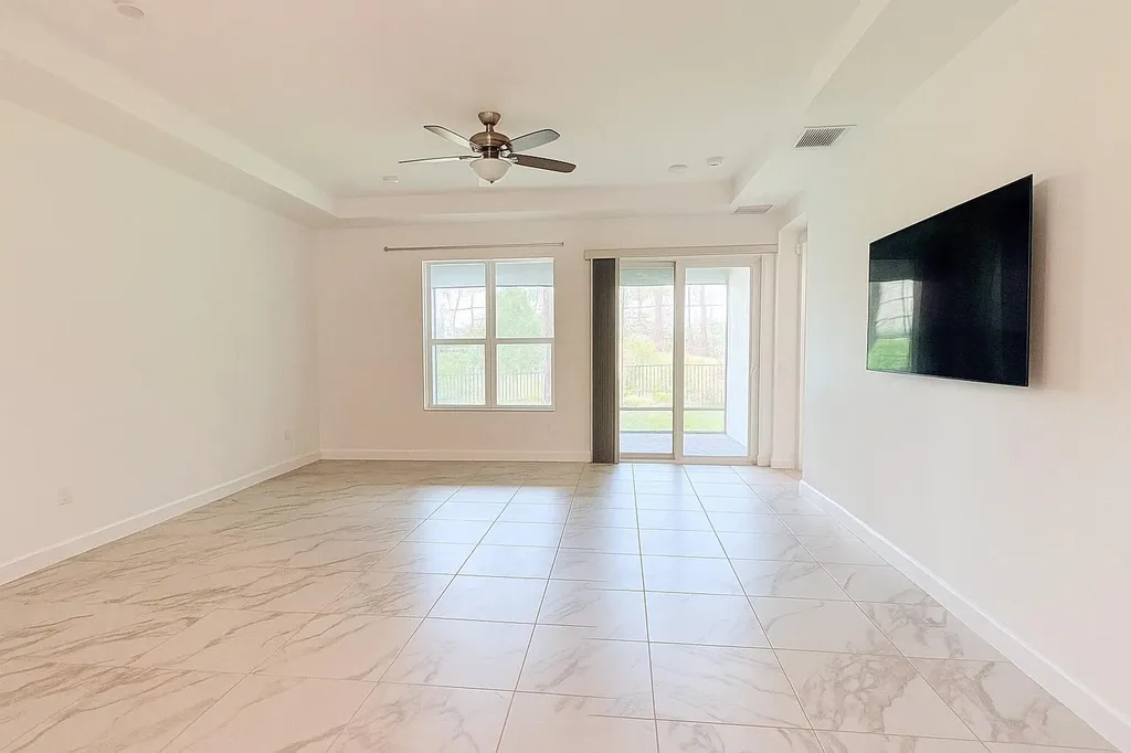 8997 Remy Lane Port St Lucie FL 34987