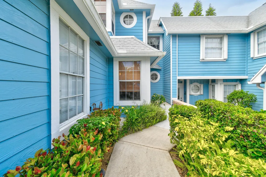 1003 Ocean Dunes Circle Jupiter FL 33477