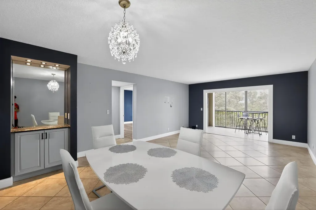 2206 S Cypress Bend Drive Pompano Beach FL 33069