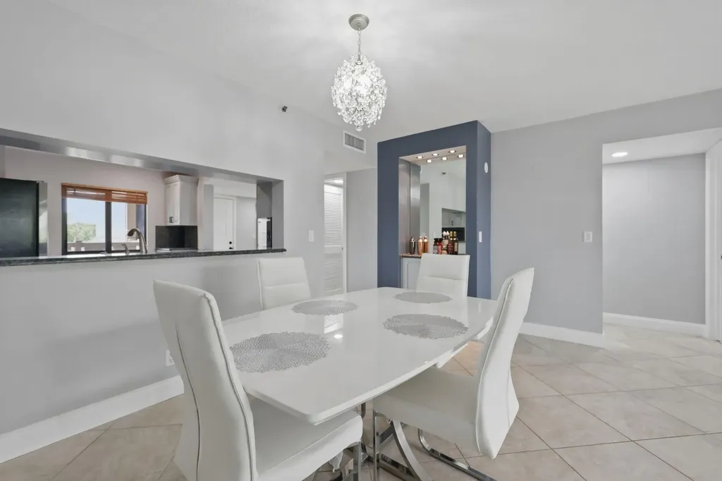 2206 S Cypress Bend Drive Pompano Beach FL 33069
