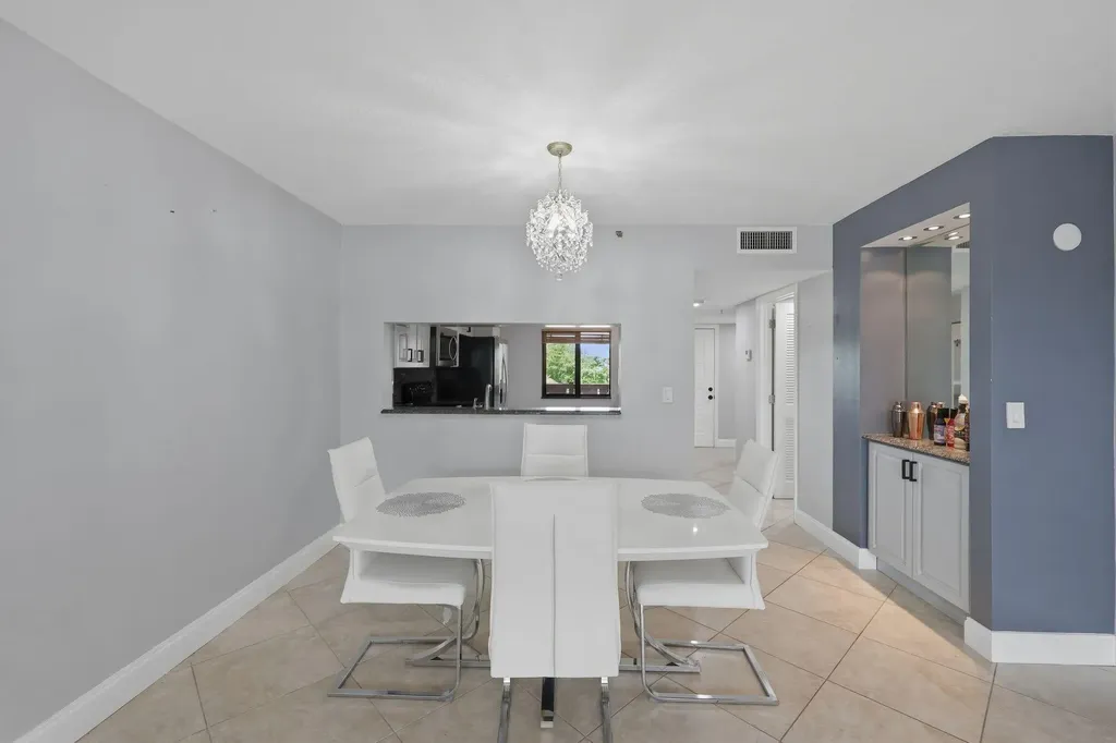 2206 S Cypress Bend Drive Pompano Beach FL 33069