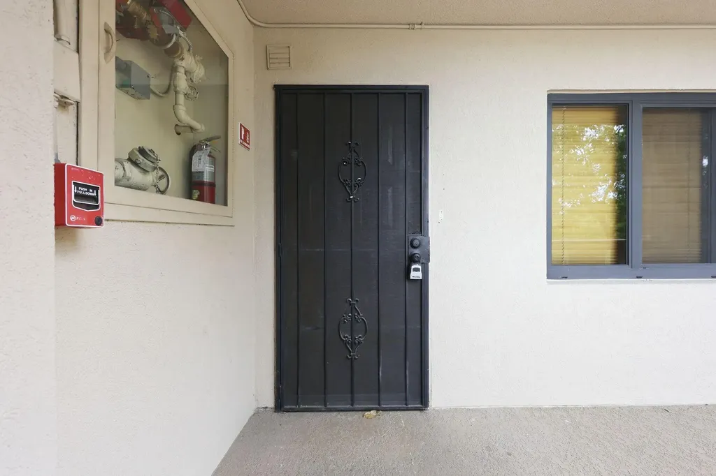 2206 S Cypress Bend Drive Pompano Beach FL 33069