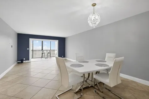 2206 S Cypress Bend Drive Pompano Beach FL 33069