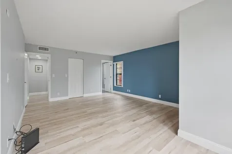 2206 S Cypress Bend Drive Pompano Beach FL 33069