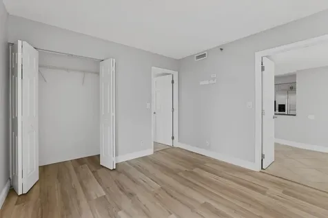 2206 S Cypress Bend Drive Pompano Beach FL 33069