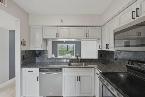 2206 S Cypress Bend Drive Pompano Beach FL 33069