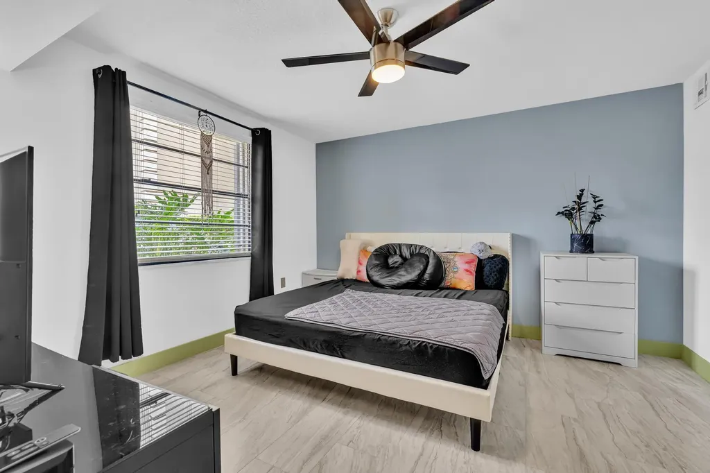 3507 Village Boulevard West Palm Beach FL 33409