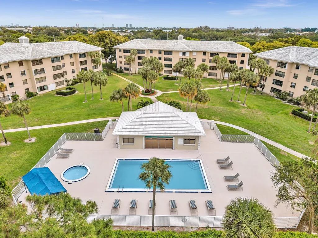 3507 Village Boulevard West Palm Beach FL 33409