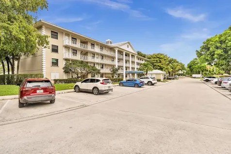 3507 Village Boulevard West Palm Beach FL 33409