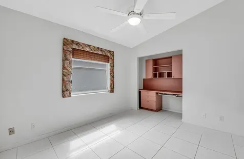 9758 Harbour Lake Circle Boynton Beach FL 33437