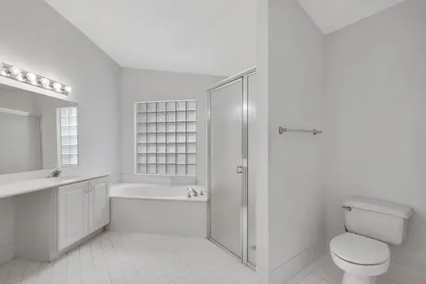 9758 Harbour Lake Circle Boynton Beach FL 33437