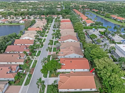 9758 Harbour Lake Circle Boynton Beach FL 33437
