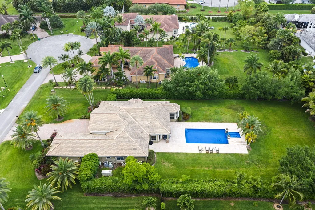 11371 NW 6th Street Plantation FL 33325