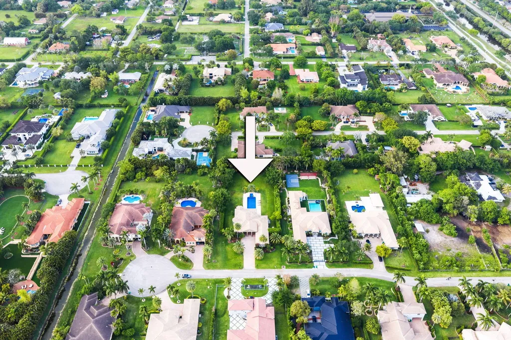 11371 NW 6th Street Plantation FL 33325