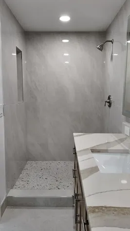 204 S Seacrest Circle Delray Beach FL 33444