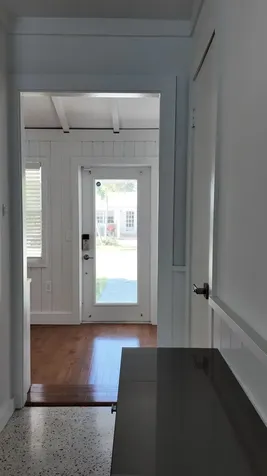 204 S Seacrest Circle Delray Beach FL 33444
