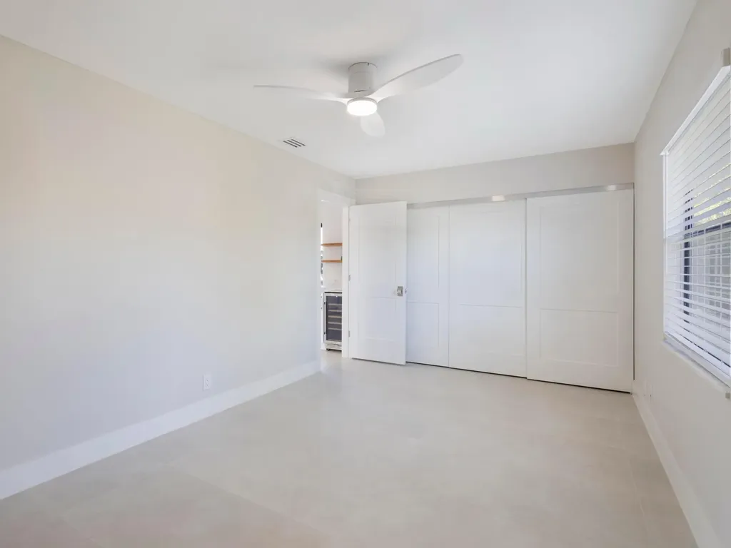 7 Crossings Circle Boynton Beach FL 33435