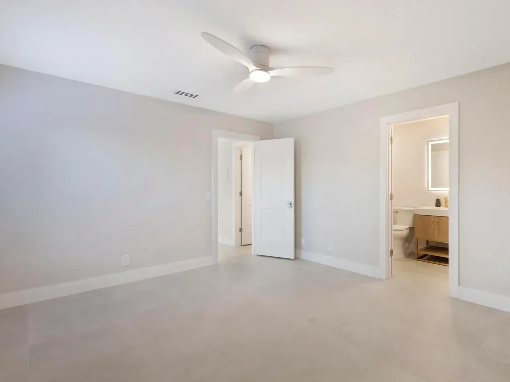 7 Crossings Circle Boynton Beach FL 33435