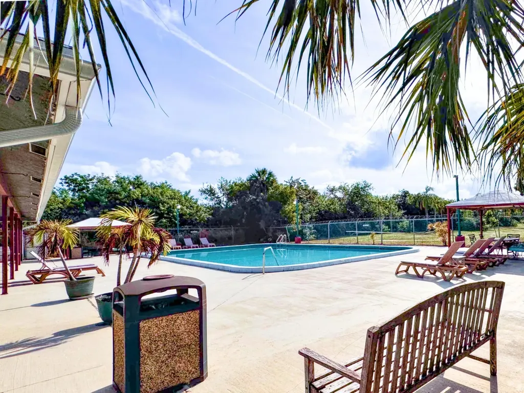 7 Crossings Circle Boynton Beach FL 33435