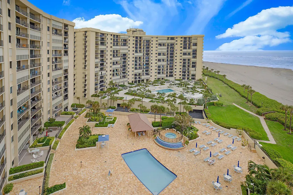 100 Ocean Trail Way Jupiter FL 33477