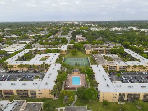 8415 SW 107th Avenue Miami FL 33173